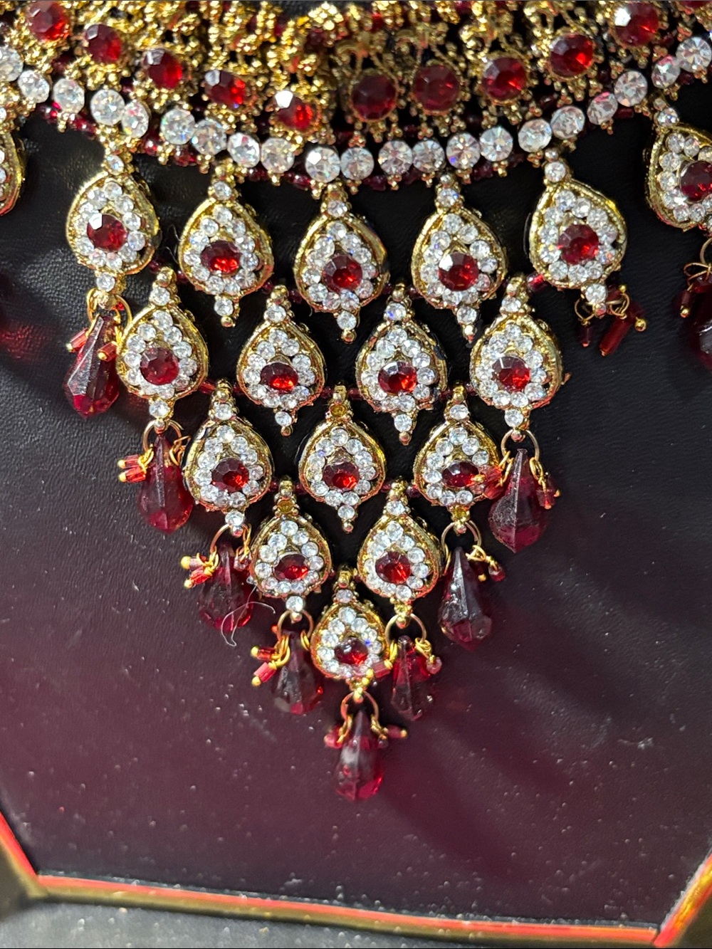 Gold and Ruby Red Statement Necklace Set - Women Jewelry - Picture 4 of 4